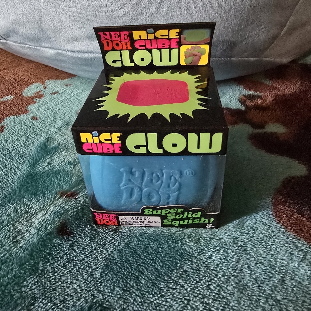 BLUE NEEDOH Nice Cube Glow